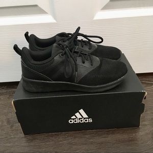 Adidas QT Racer 2.0 running shoes